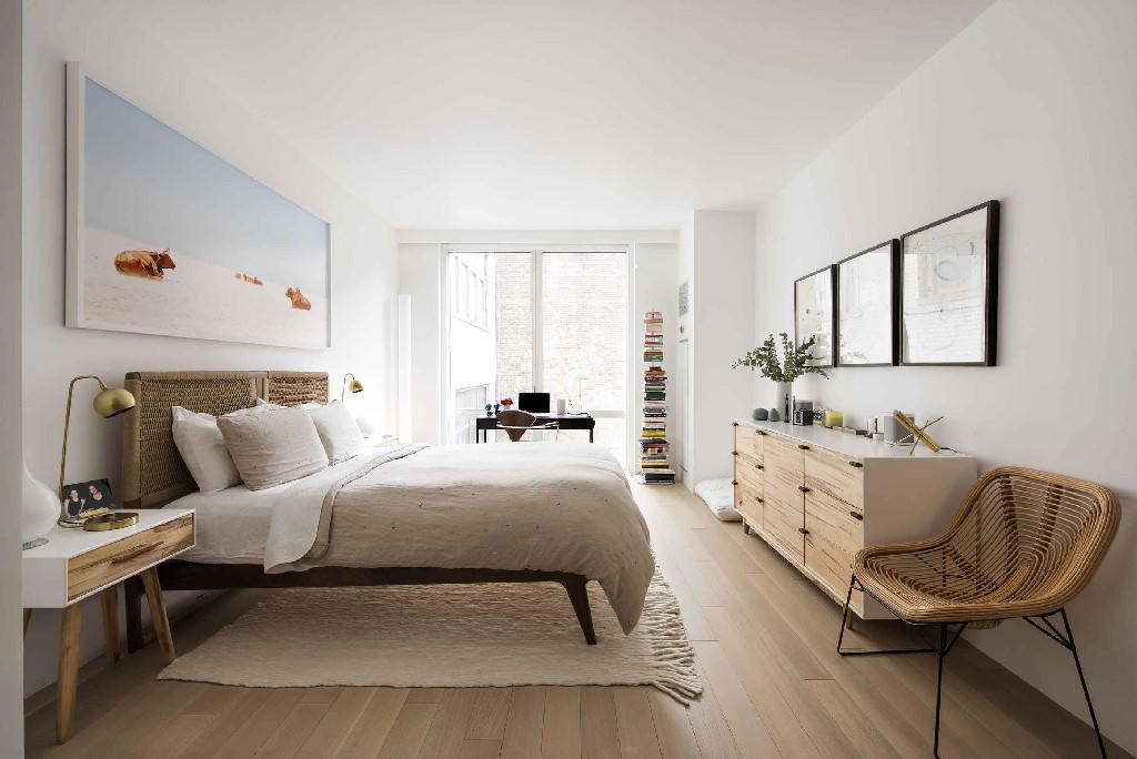 Calm bedroom